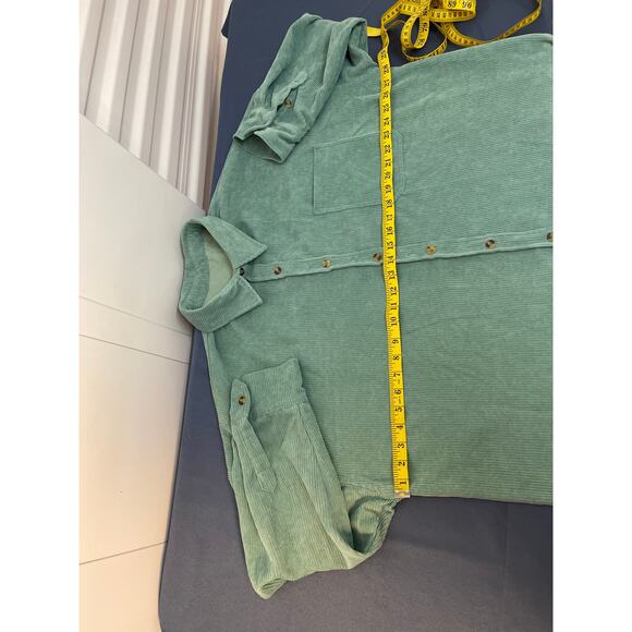 Men’s Sage Green Long Sleeve Button Up Low Shoulder Corduroy Shirt Size 2XL - Picture 3 of 6